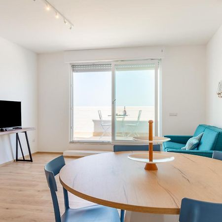 Waterfront Apartment With Seaview Balcony Bari Eksteriør bilde