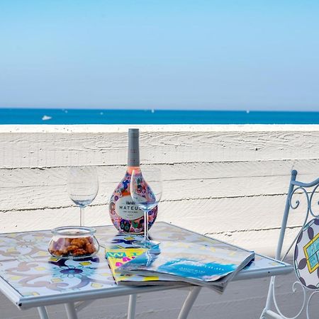 Waterfront Apartment With Seaview Balcony Bari Eksteriør bilde