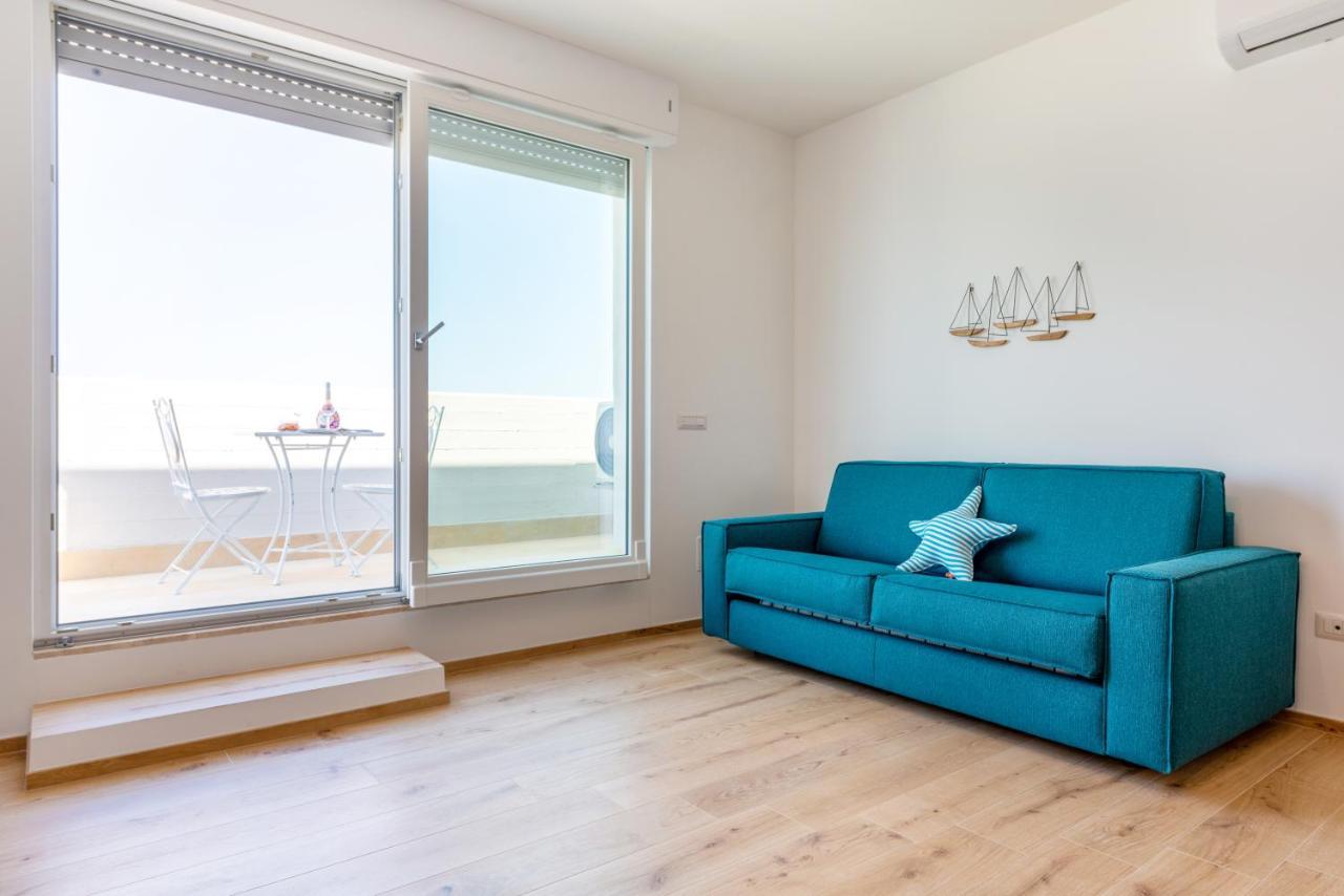 Waterfront Apartment With Seaview Balcony Bari Eksteriør bilde